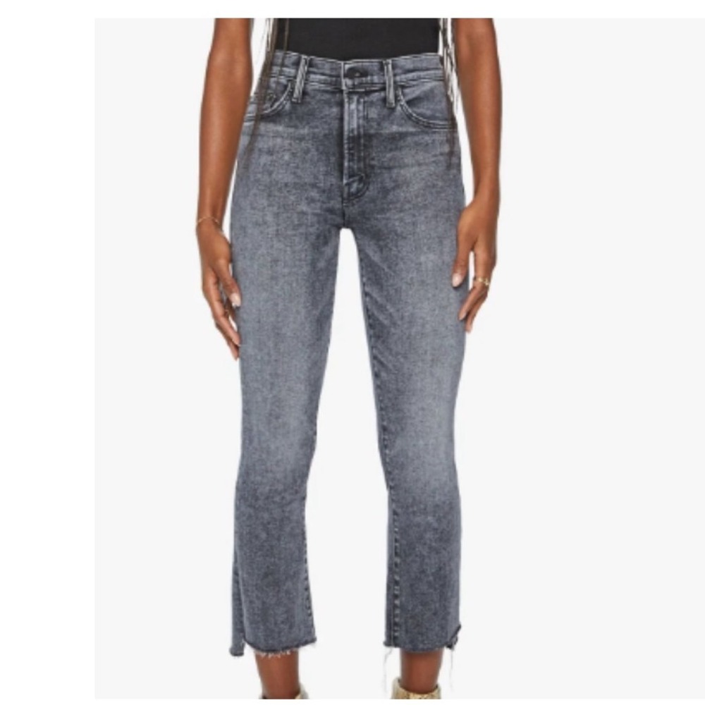 MOTHER Women Size 27 The Insider Crop Step Fray Jeans in Train Stops frayed hem